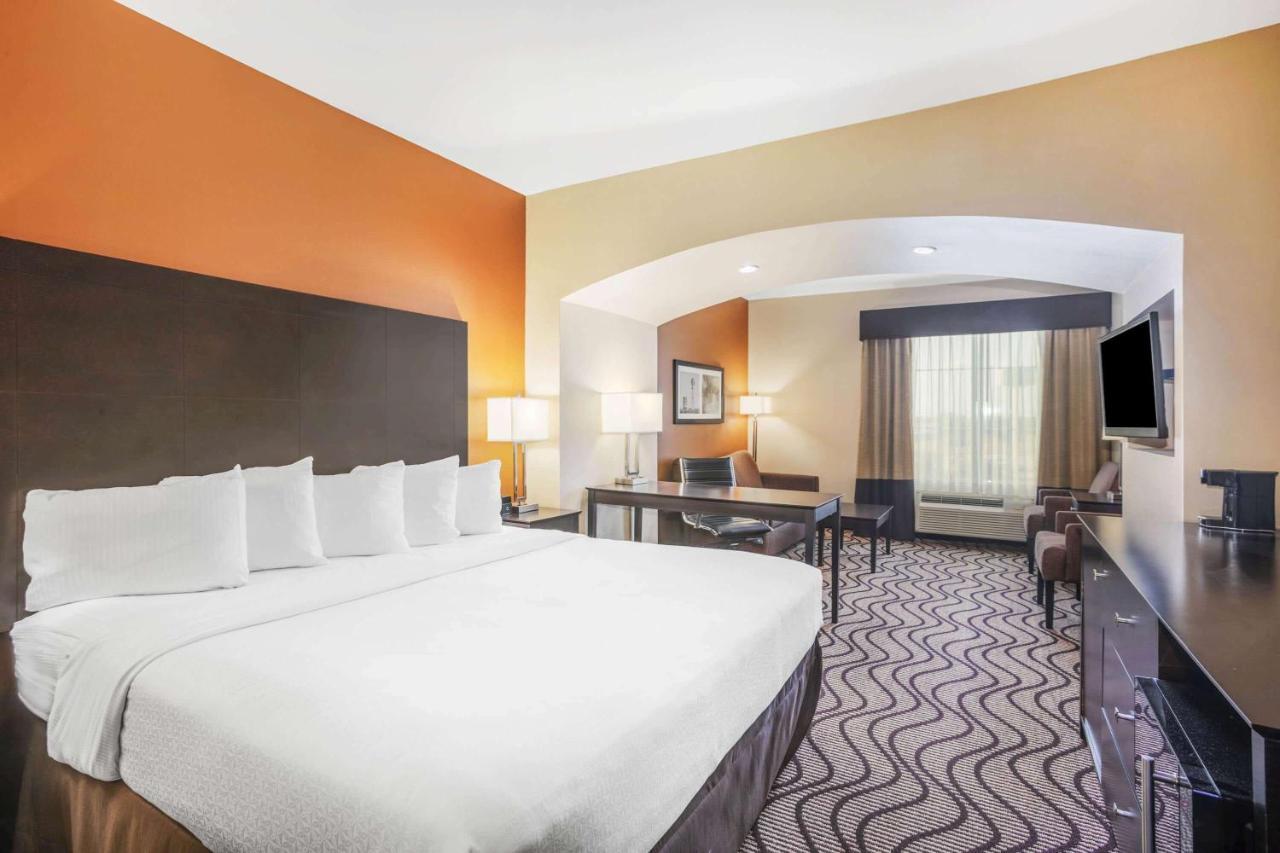 La Quinta By Wyndham Beeville מראה חיצוני תמונה