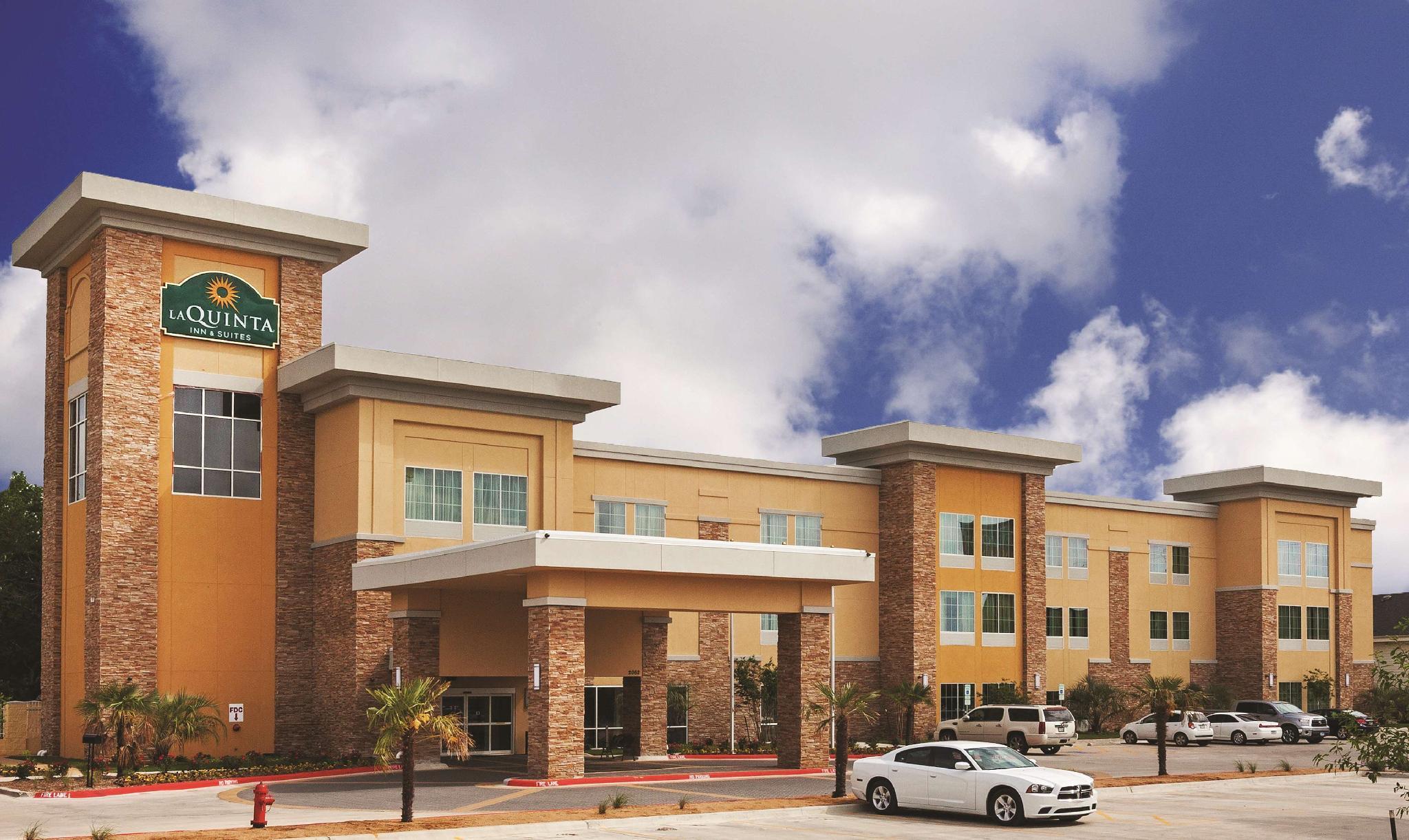 La Quinta By Wyndham Beeville מראה חיצוני תמונה